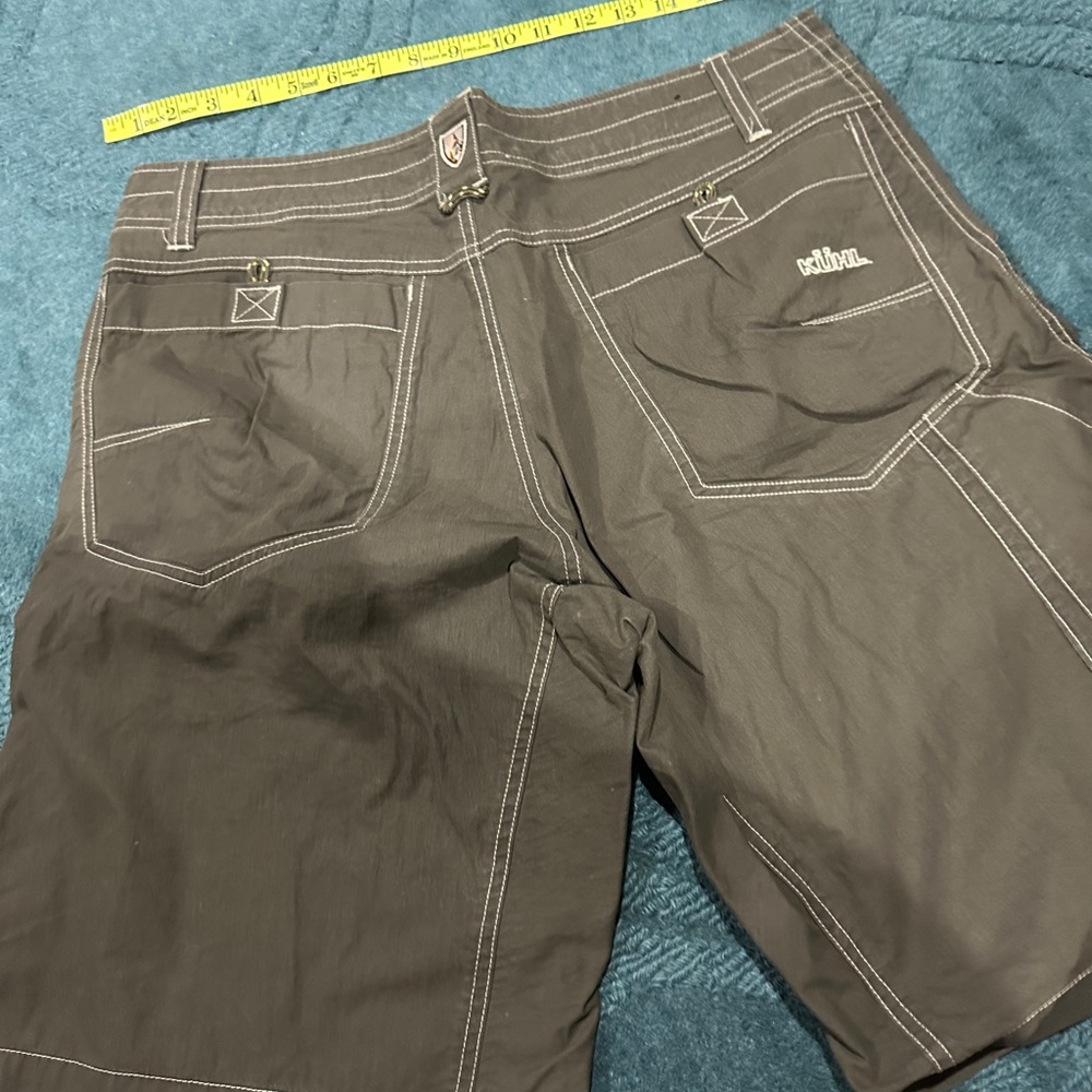 EUC KUHL shorts 10” inseam green/gray size 34